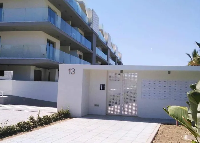 Panorama Beach - Sky View